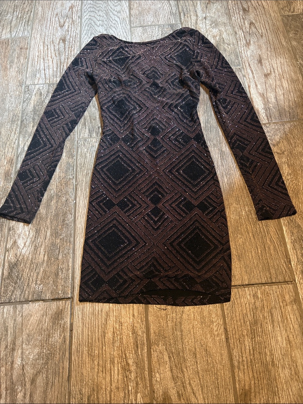 Windsor Open Back Black and Brown Geometric Sparkle Long-Sleeve Bodycon Dress